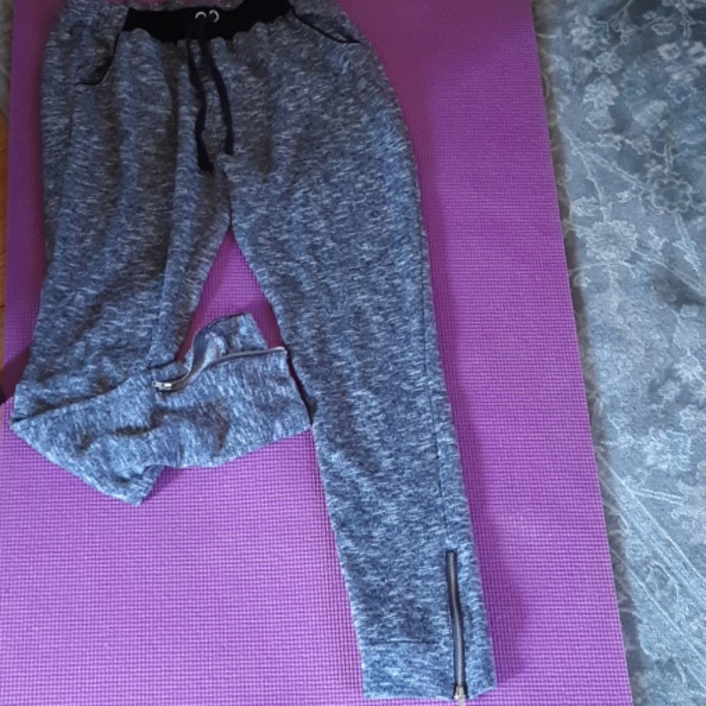 Yoga pants